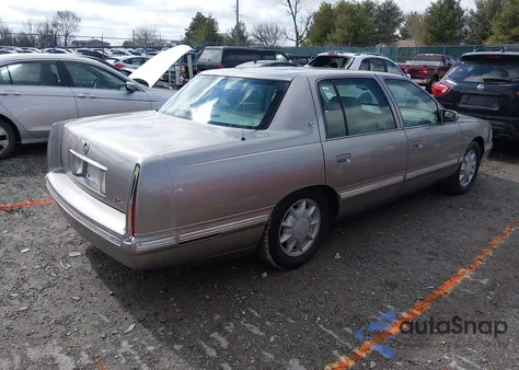 1997 Cadillac Deville Standard z USA, uszkodzony, nr VIN 1G6KD54Y4VU300914